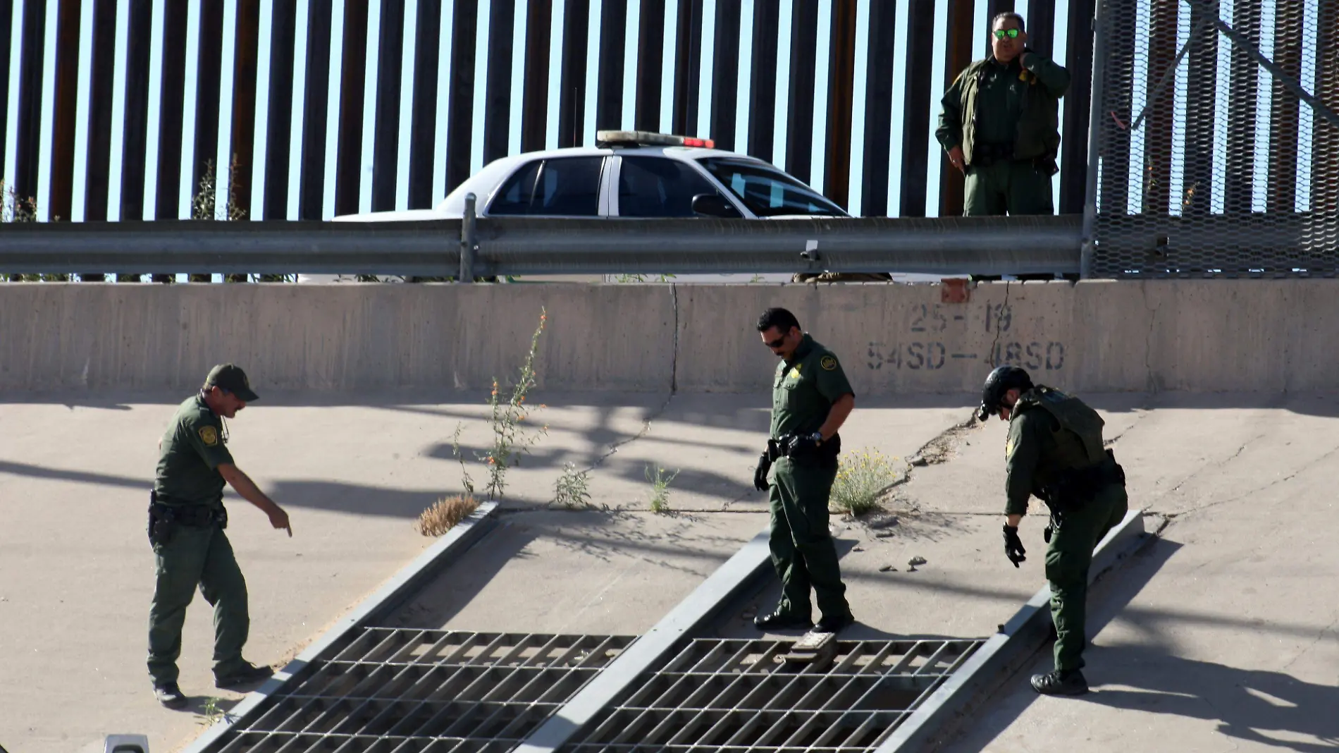 701470_Migrante Atorado Alcantarilla-1_impreso